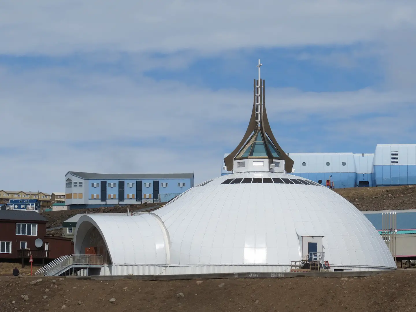 Catedral de San Judas: Ingeniería, Fe y Resiliencia en el Ártico